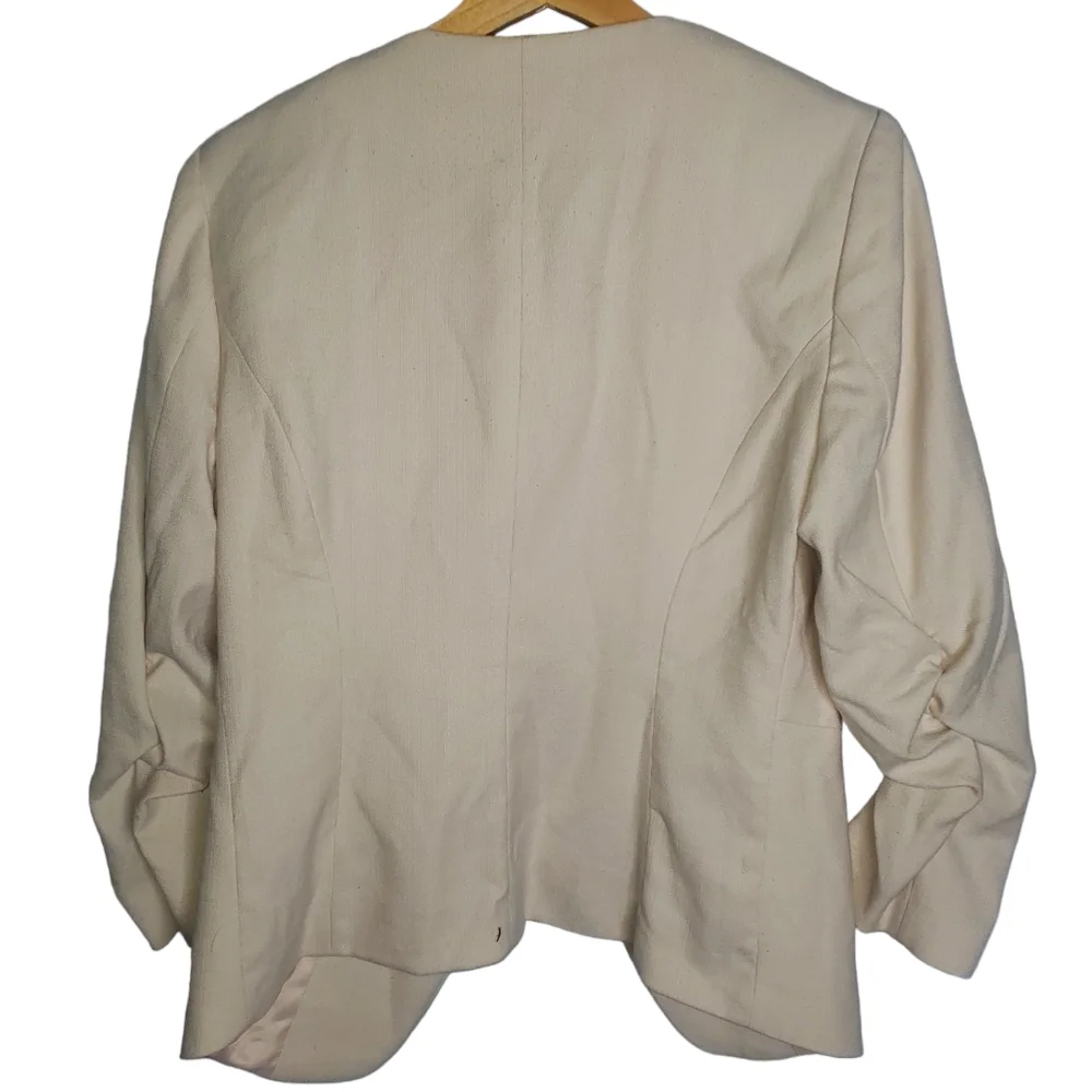 H&M Cream Blazer - Picture 7 of 9